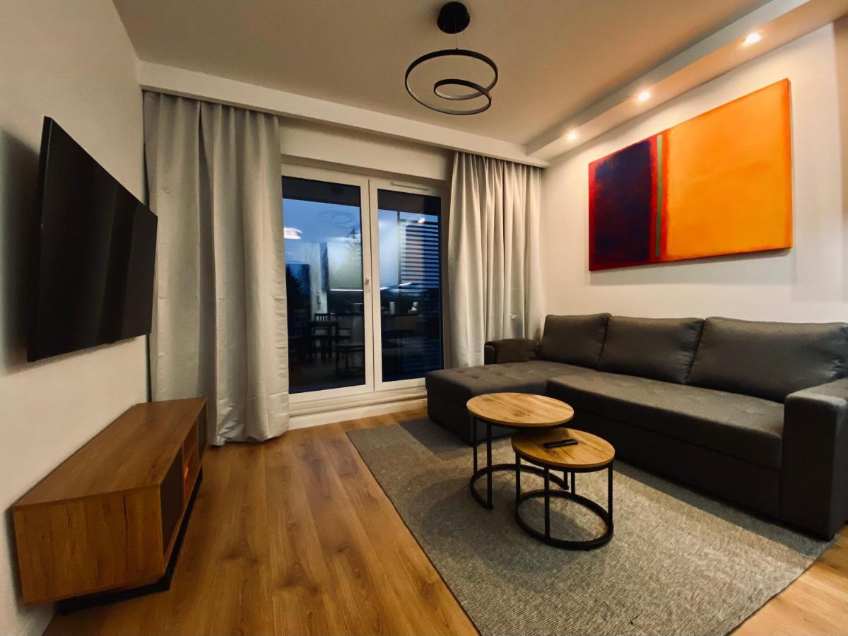 Apartment Dekerta Garaz, Duzy Taras, Smart Tv